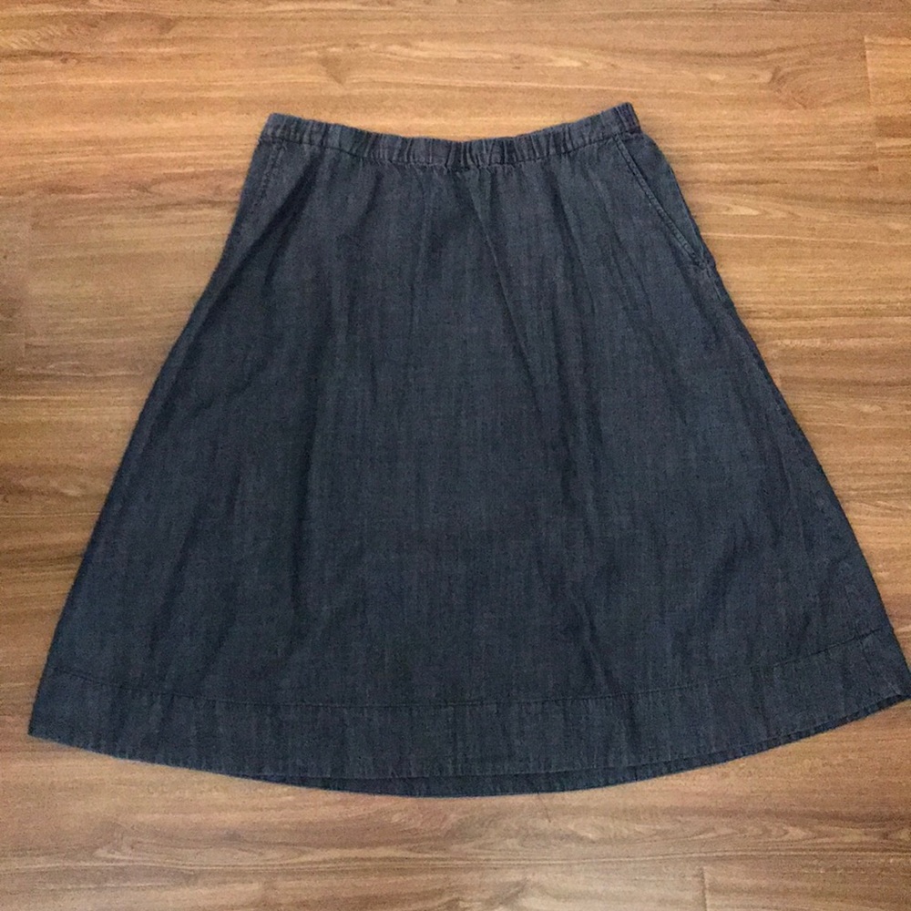 Eileen Fisher skirt with pockets